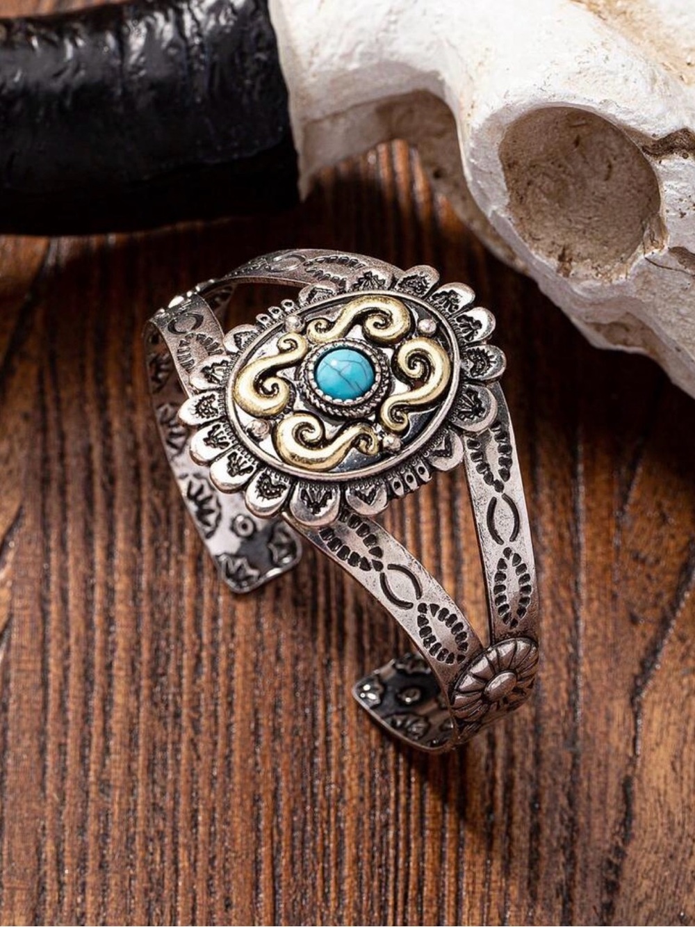 Western Cuff Bracelet Boho Turquoise Silver-Tone Cuff Bracelet
